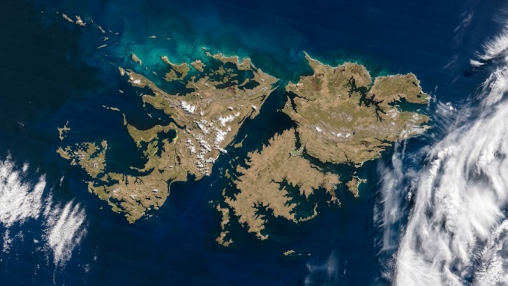 Corredor Punta Arenas-Malvinas arranca en noviembre