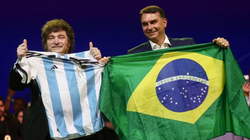 El Gobierno sigue de cerca las elecciones en Brasil y prepara un nuevo mensaje de apoyo a Flávio Bolsonaro