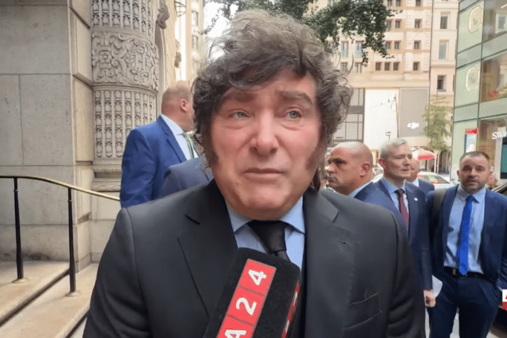 Milei defendió su gestión y la pobreza subió al 32,3%