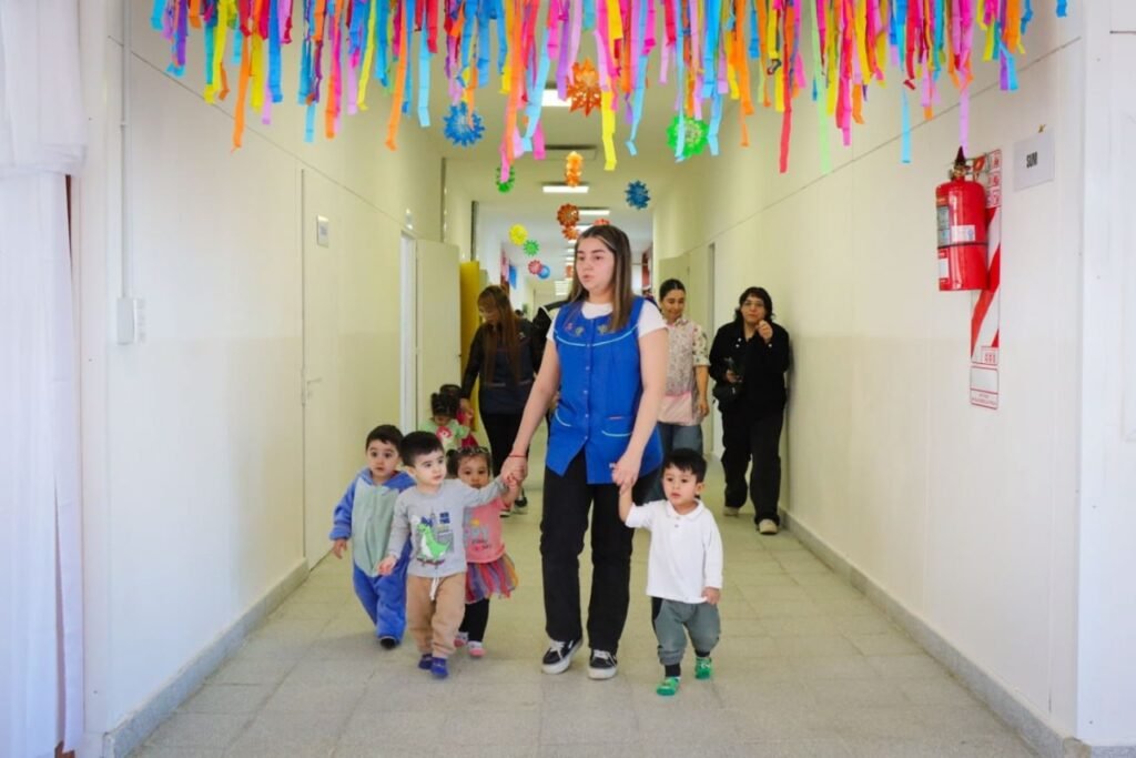 Segun Unicef Tierra del Fuego se destaca por sus condiciones para el desarrollo de niñas, niños y adolescentes