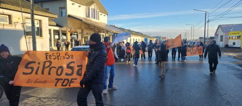 SIPROSA reclama paritarias con protestas en Río Grande
