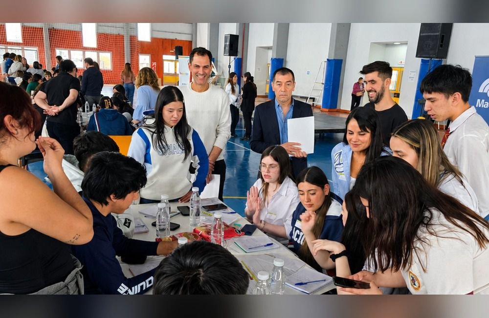 Más de 300 estudiantes se capacitaron en finanzas